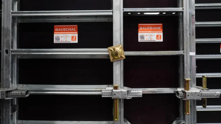 bauframe i bauschal połączenie połowiczny kadr_edited