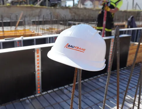 Wynajem i sprzedaż żurawi wieżowych