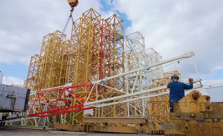 Wynajem i sprzedaż żurawi wieżowych