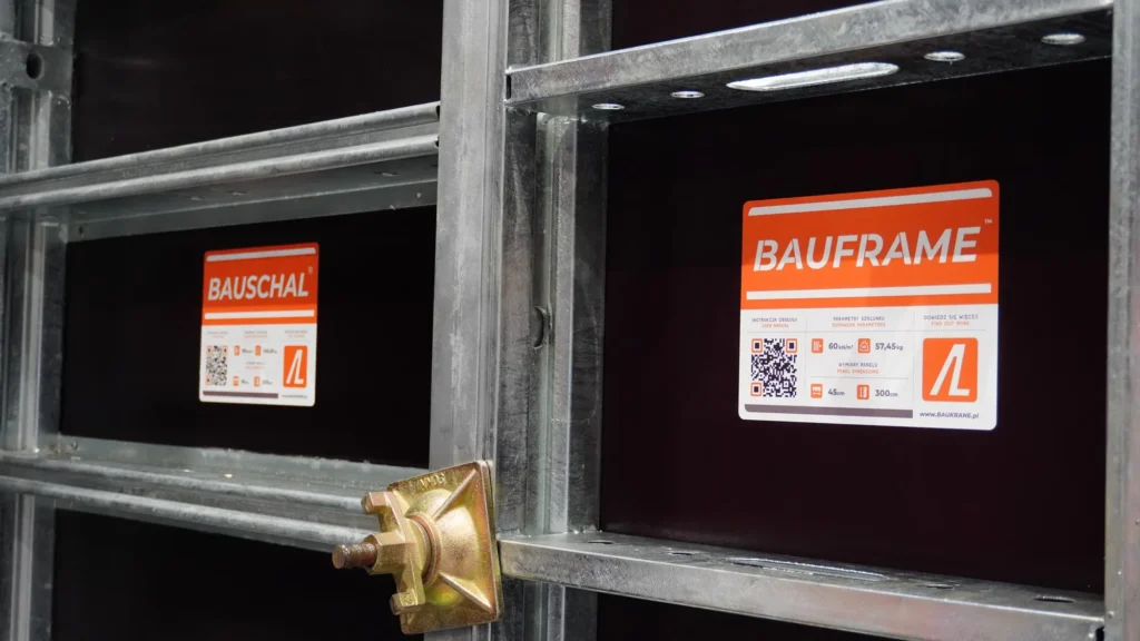 połączenie bauschal i bauframe bliski kadr_edited