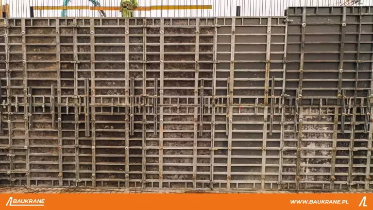 Installation for the processing of bio-waste